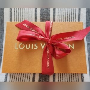 Louis Vuitton wallet box